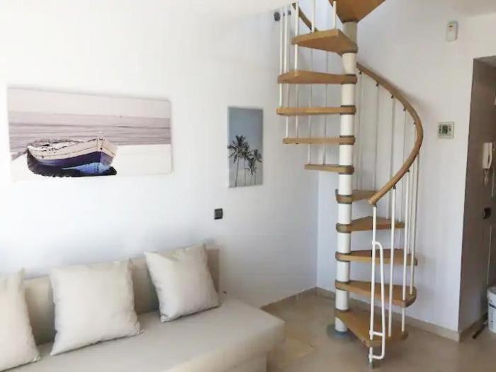 Duplex Los Patos 1 Bedroom เบนัลมาเดนา ภายนอก รูปภาพ