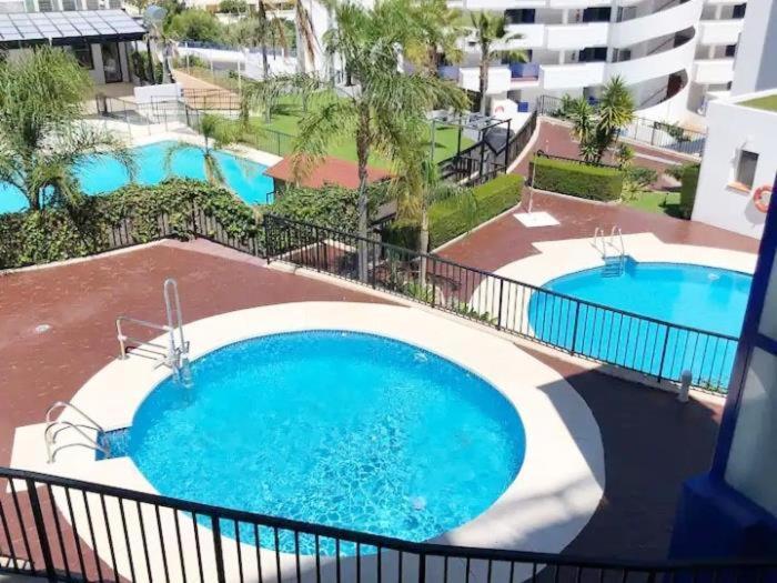 Duplex Los Patos 1 Bedroom เบนัลมาเดนา ภายนอก รูปภาพ